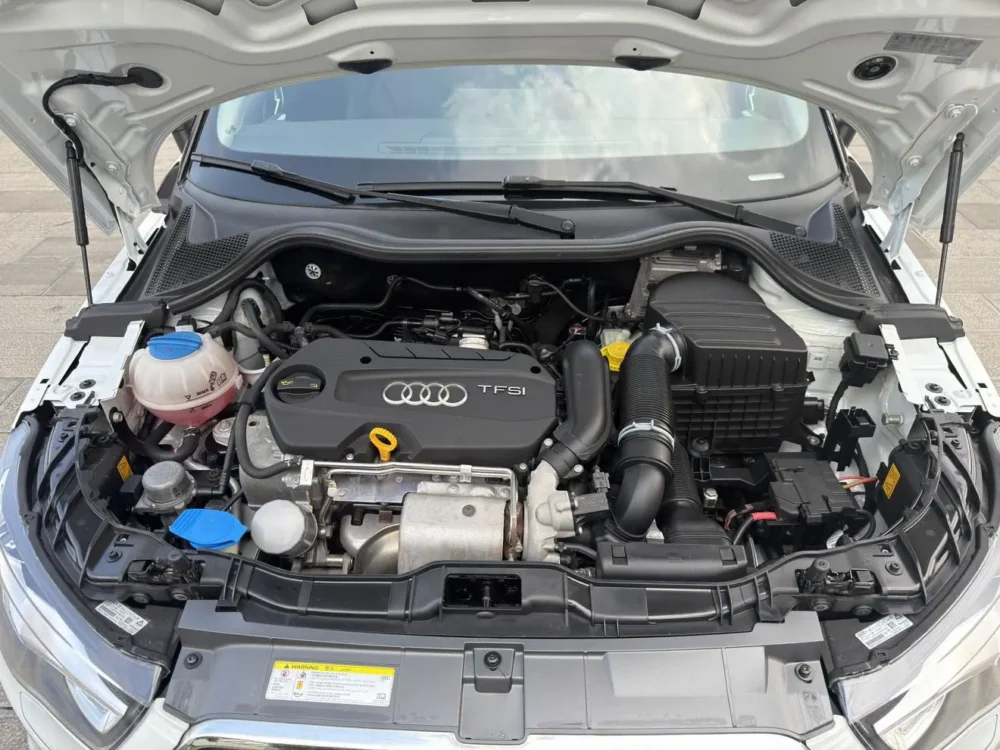 Audi A1 2014 30 TFSI Sportback comfort model