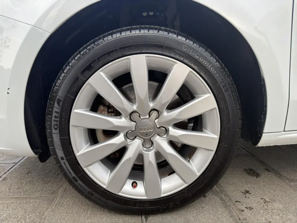 Audi A1 2014 30 TFSI Sportback comfort model