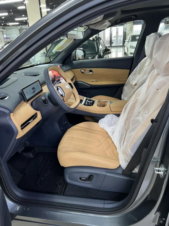 Geely Galaxy Starship 7 EM-i 120KM Exploration+ Edition
