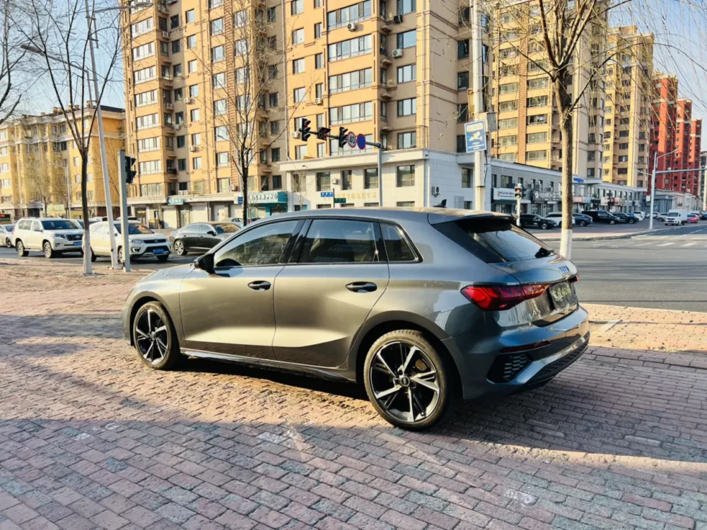 Audi A3 Sportback 35 TFSI stylish and sport