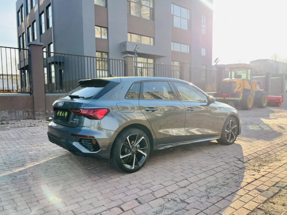 Audi A3 Sportback 35 TFSI stylish and sport