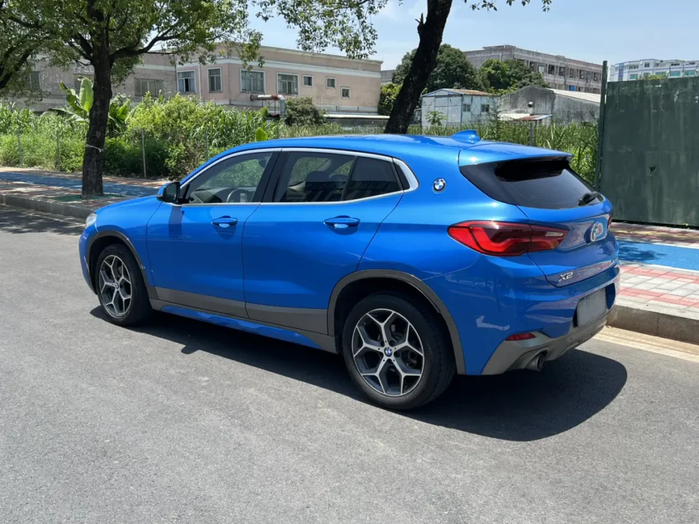 BMW X2 sDrive20i M off-road package