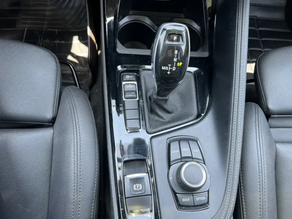 BMW X2 sDrive20i M off-road package