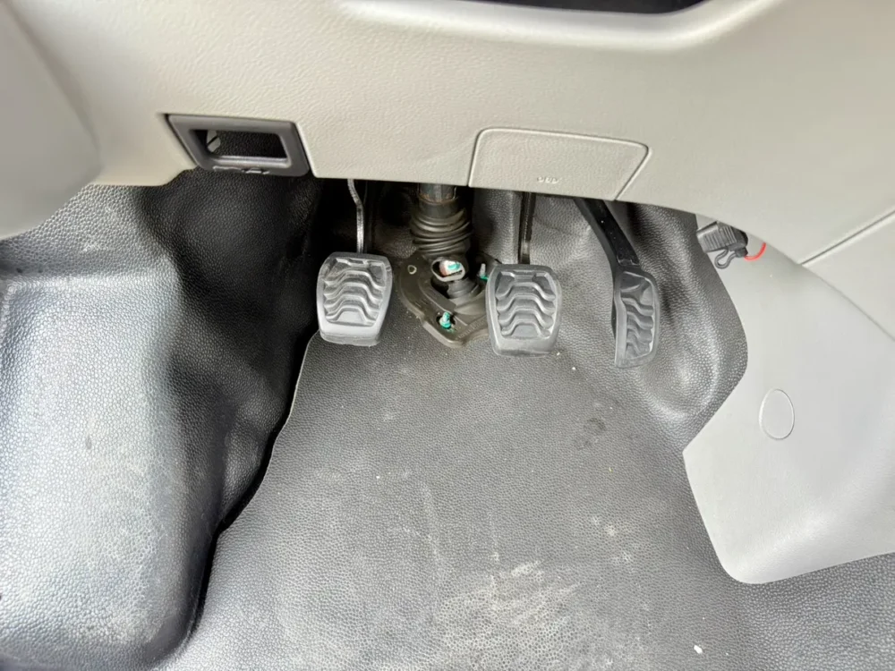 Ford Transit V362 2.0T Diesel Manual Business Travel Type Bottom Axle Center Top 8 Seats
