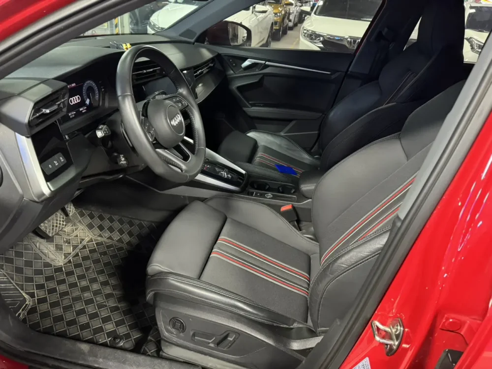 Audi A3 A3L Limousine 35 TFSI Enterprising and Elegant Model