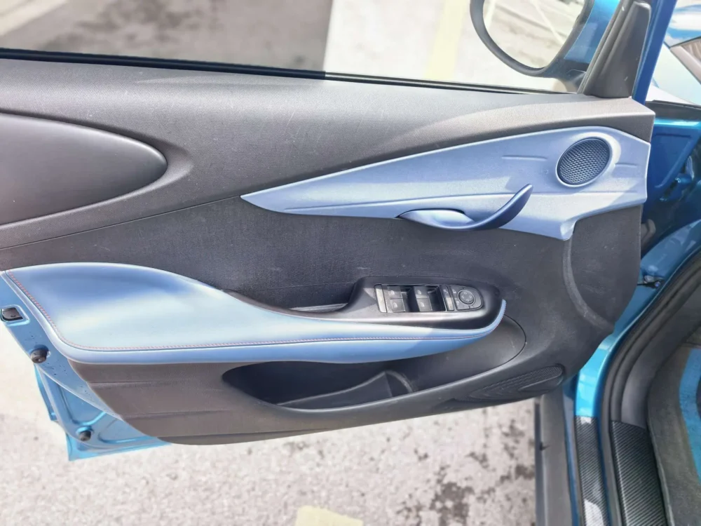 BYD Dolphin Fashion Edition