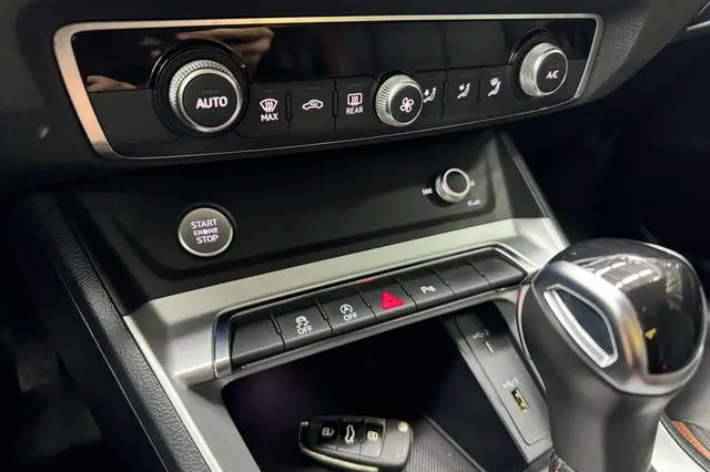 Audi Q3 35 TFSI Fashionable and Elegant