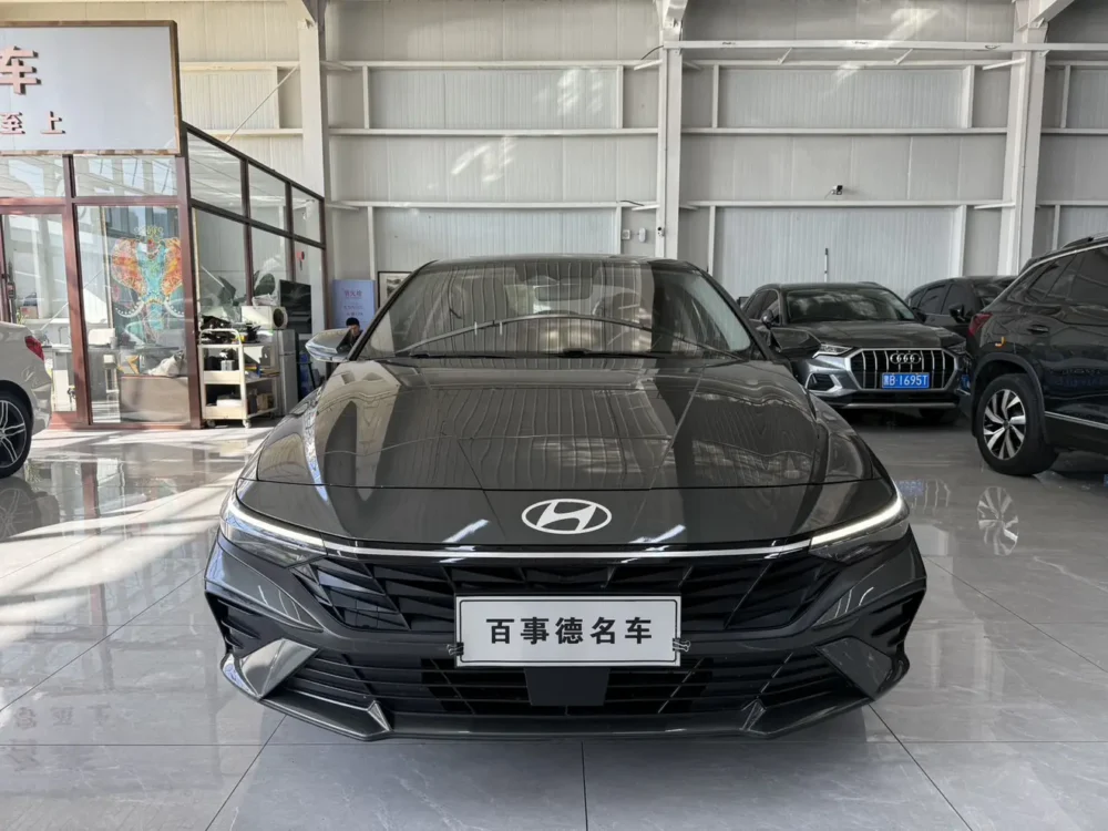 Hyundai Elantra 1.5L CVT Premium