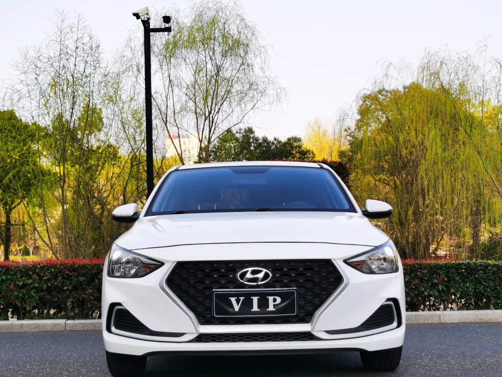 Hyundai Celesta 1.6L Automatic GL