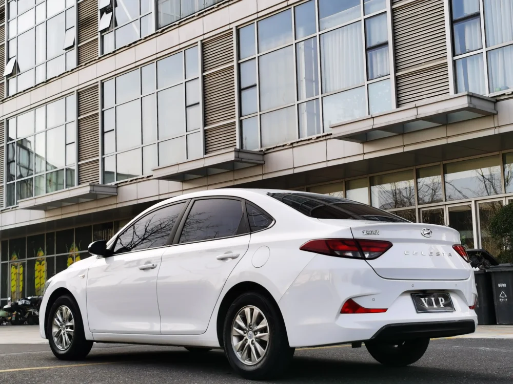 Hyundai Celesta 1.6L Automatic GL
