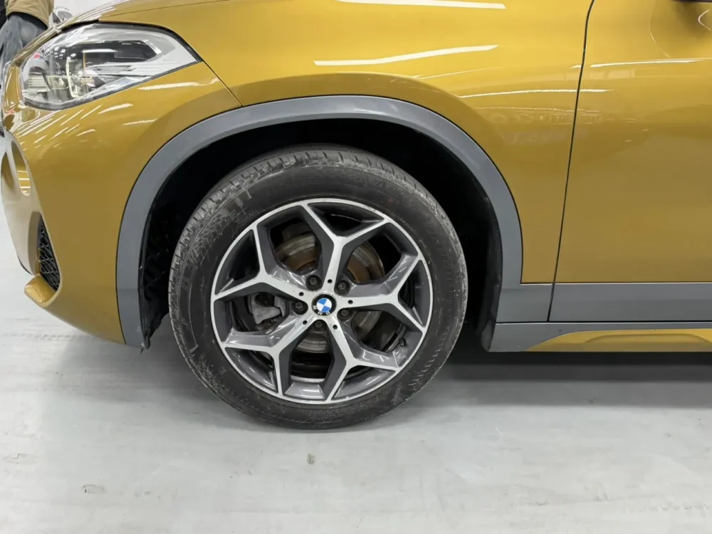 BMW X2 sDrive20i M off-road package