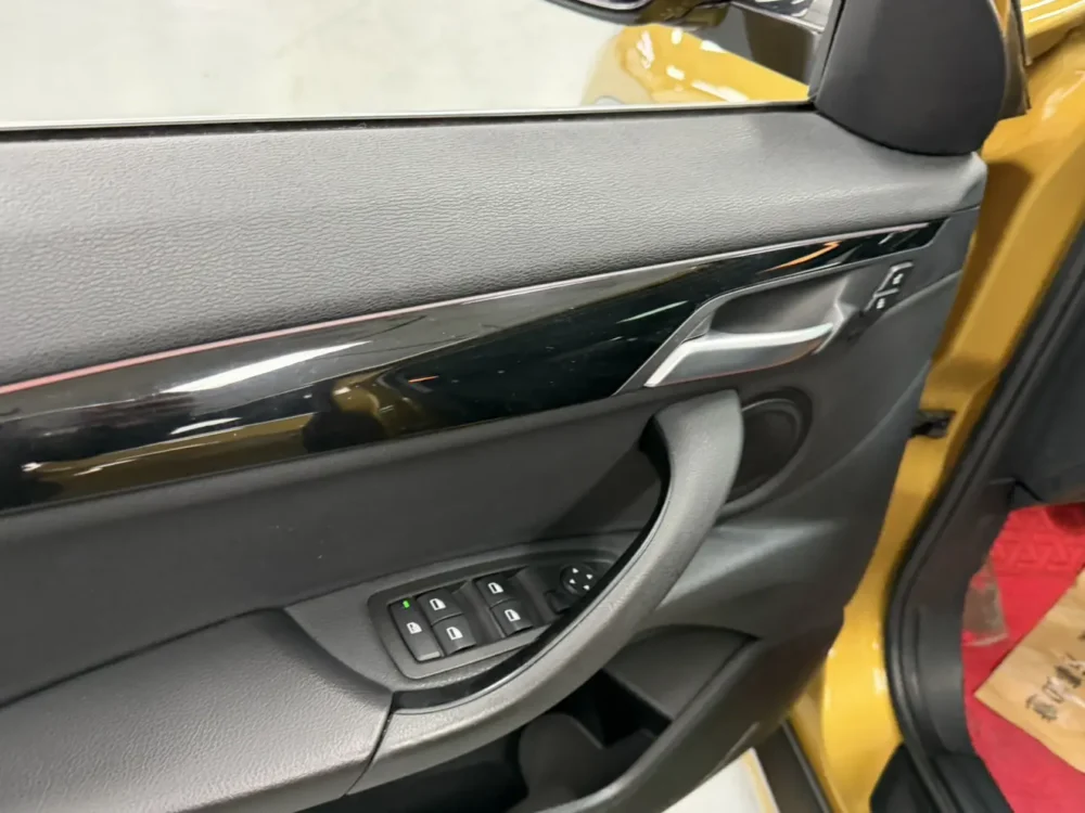 BMW X2 sDrive20i M off-road package