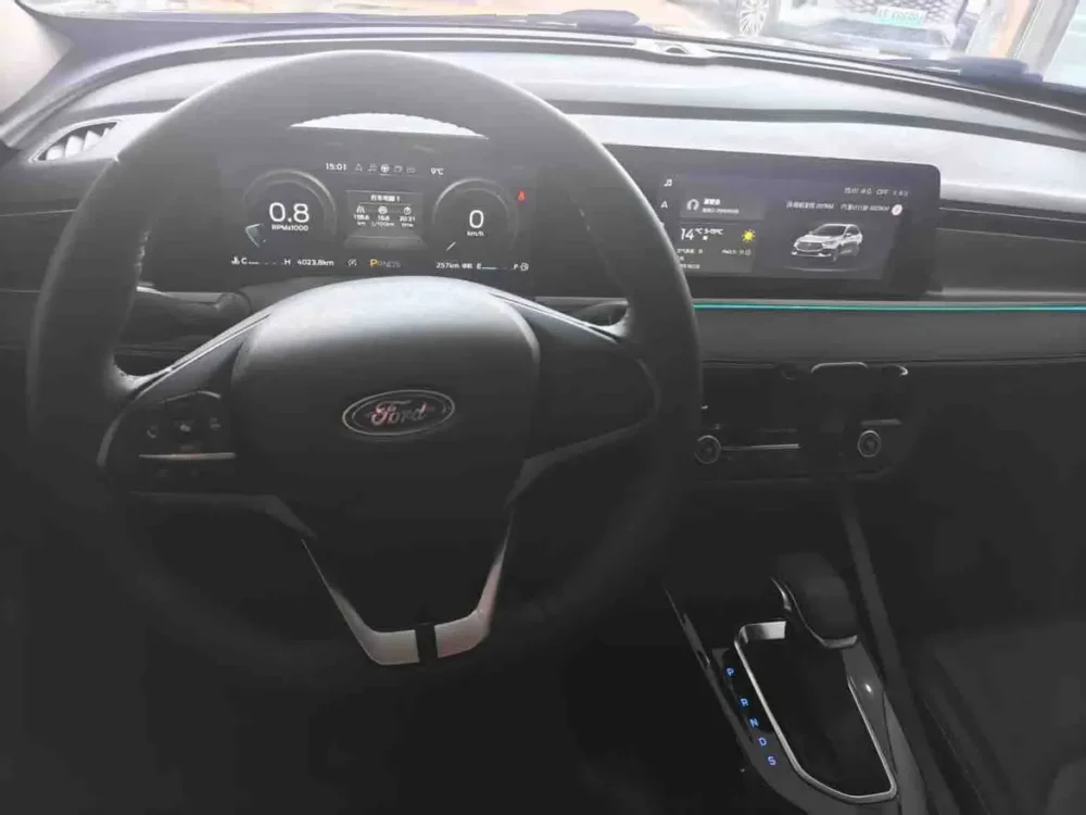 Ford Escort 1.5L automatic diamond version