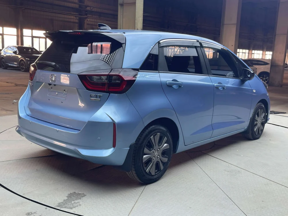 Honda Fit 1.5L CVT Trendy Sunroof