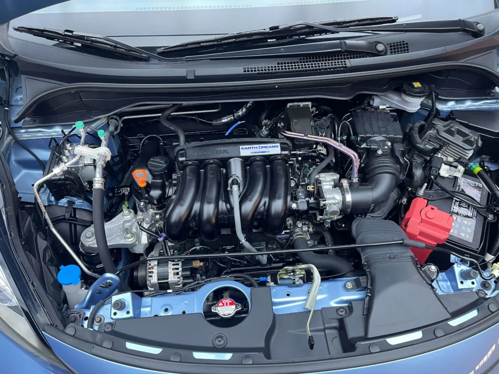 Honda Fit 1.5L CVT Trendy Sunroof