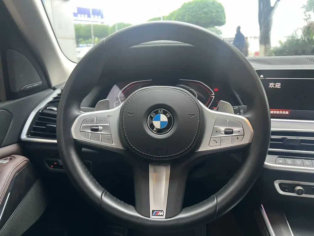 BMW X5 facelift xDrive 30i M Sport package