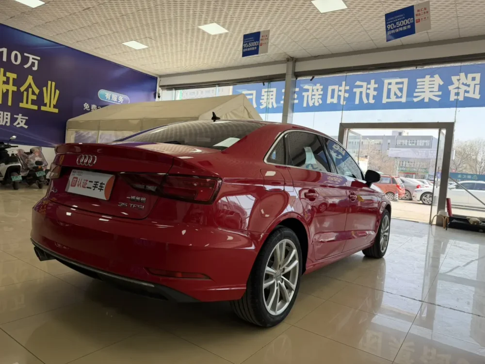 Audi A3 2019 Limousine 35 TFSI Enterprising1