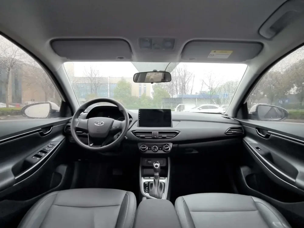 Hyundai Celesta 1.6L Automatic DLX