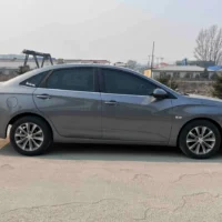 Chevrolet Monza (Cruze) 320 Automatic Sunroof Edition