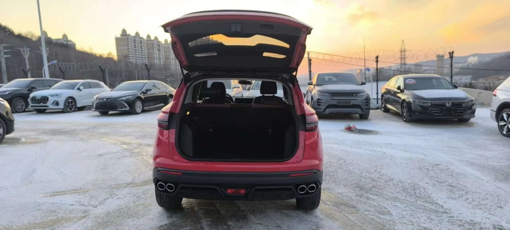 Geely Coolray SX11 240T DCT Diamond Edition