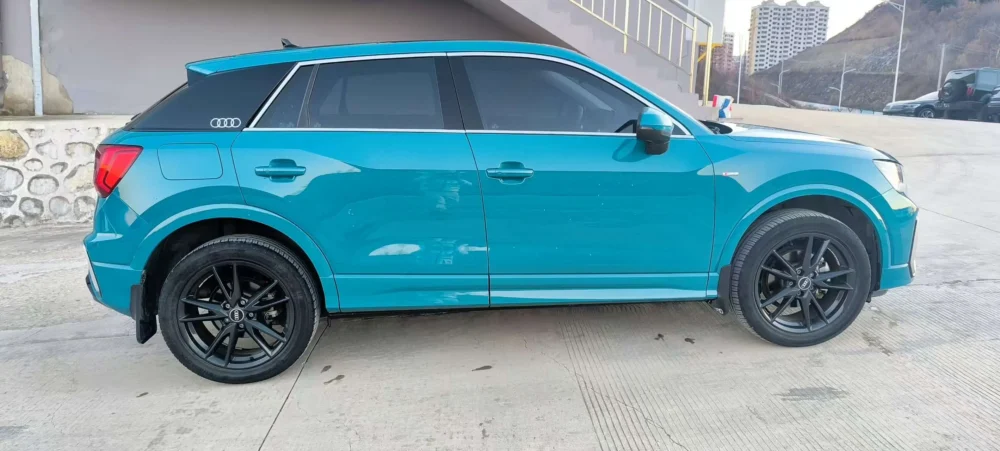 Audi Q2L 35 TFSI Enterprising and Elegant Model
