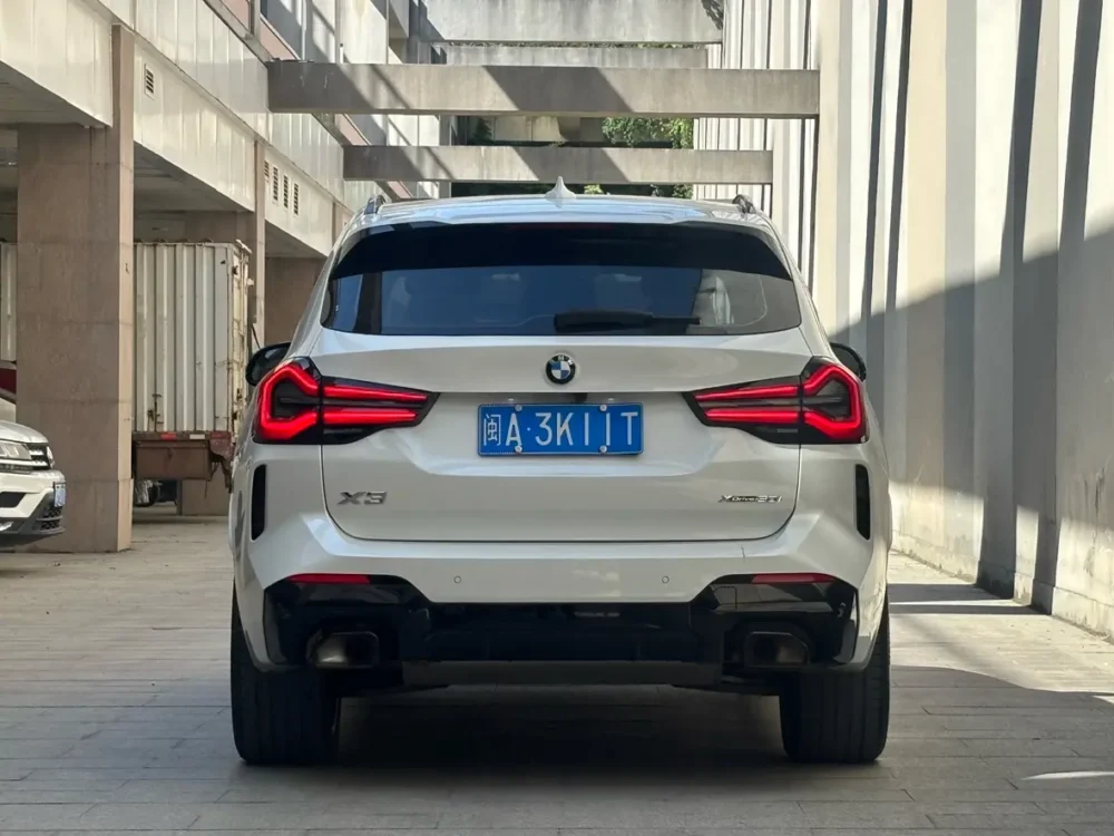BMW X3 xDrive30i Advanced M Night Package
