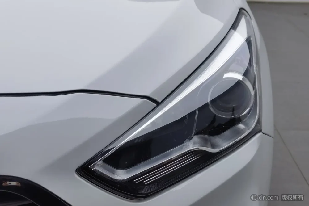 Hyundai Mistra GLS
