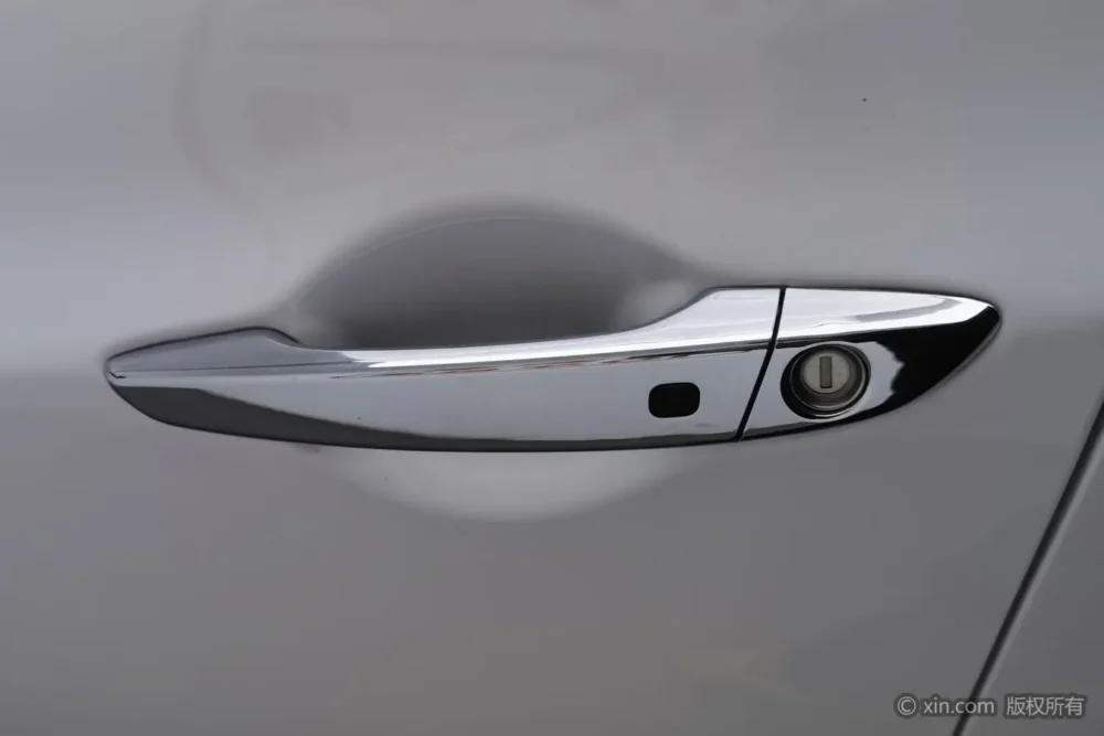 Hyundai Mistra GLS