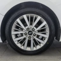 Hyundai Mistra GLS