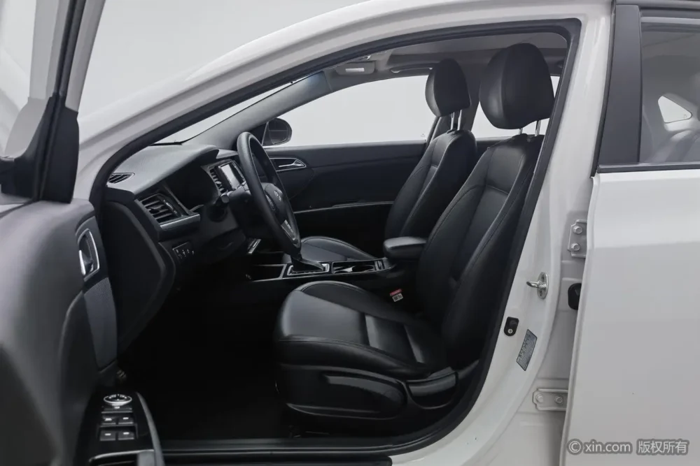 Hyundai Mistra GLS