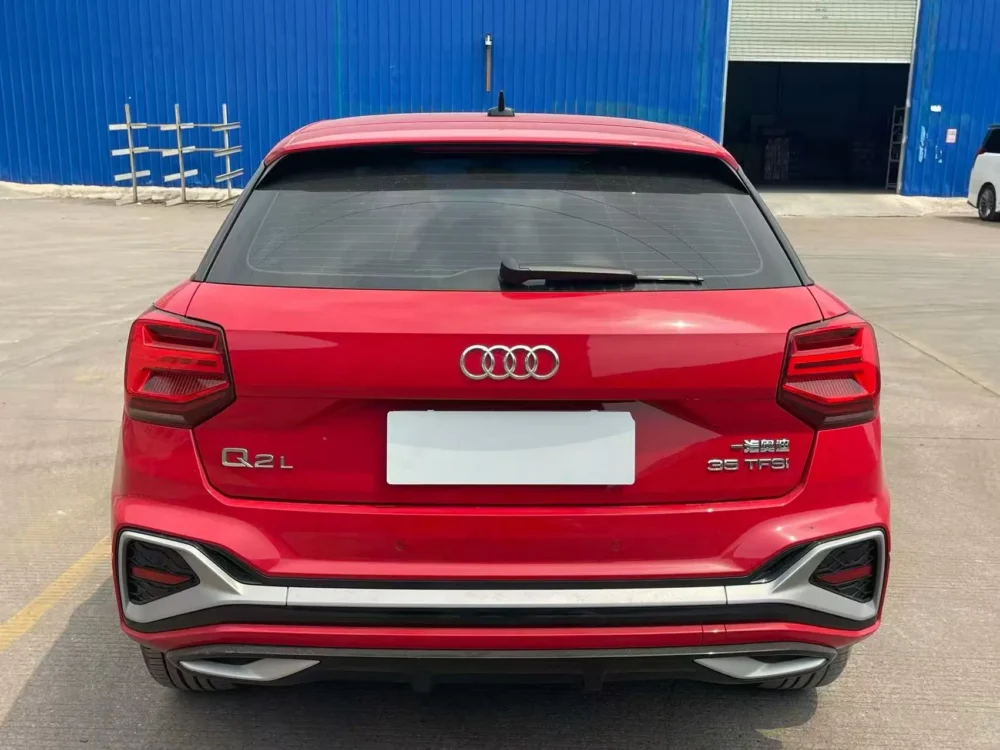 Audi Q2L35 TFSI aggressive and dynamic model