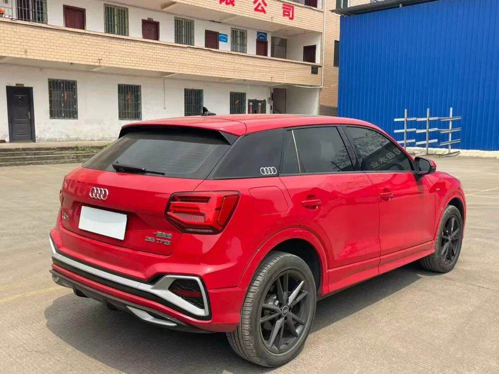 Audi Q2L35 TFSI aggressive and dynamic model