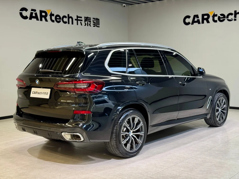 BMW X5 xDrive 30Li Exclusive M Sport Package