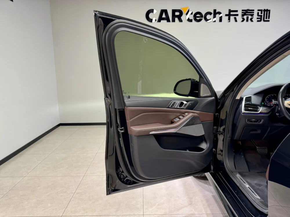 BMW X5 xDrive 30Li Exclusive M Sport Package