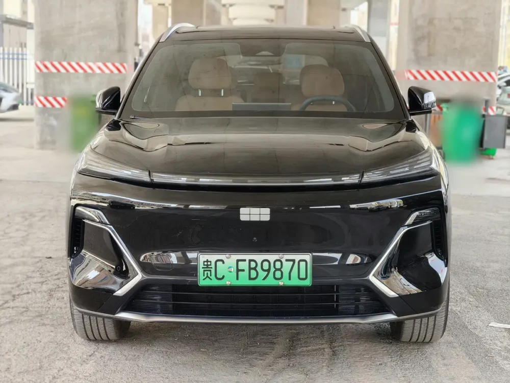 Geely Galaxy Starship 7 EM-i 120KM Pilot Edition