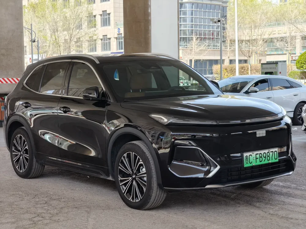 Geely Galaxy Starship 7 EM-i 120KM Pilot Edition