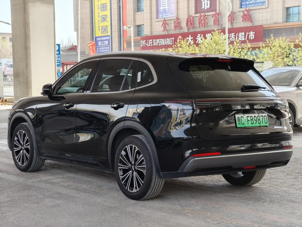Geely Galaxy Starship 7 EM-i 120KM Pilot Edition