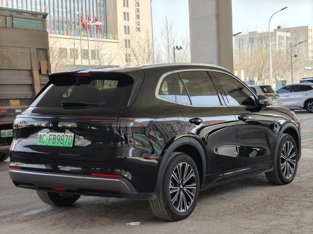 Geely Galaxy Starship 7 EM-i 120KM Pilot Edition