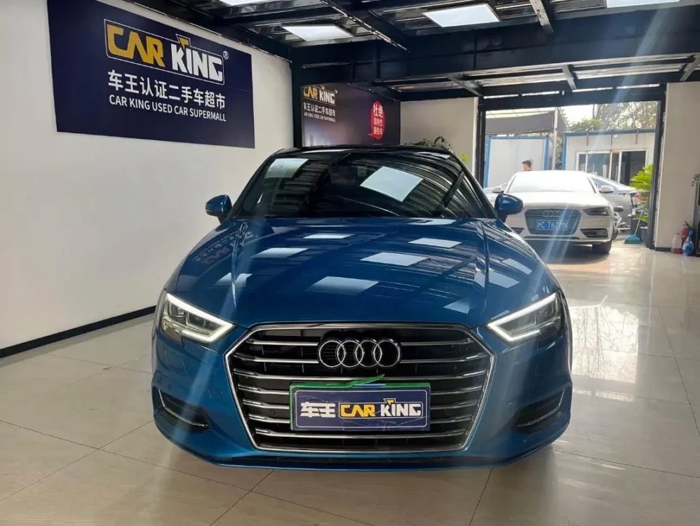 Audi A3 2019 30th Anniversary Limousine 35 TFSI