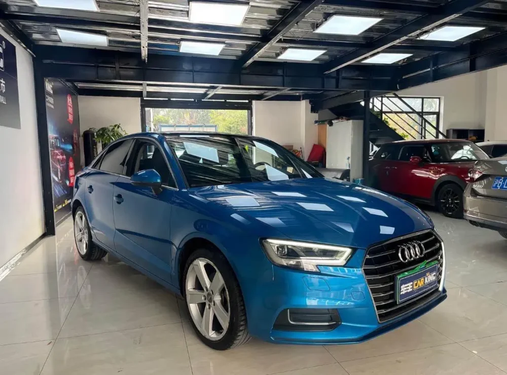 Audi A3 2019 30th Anniversary Limousine 35 TFSI