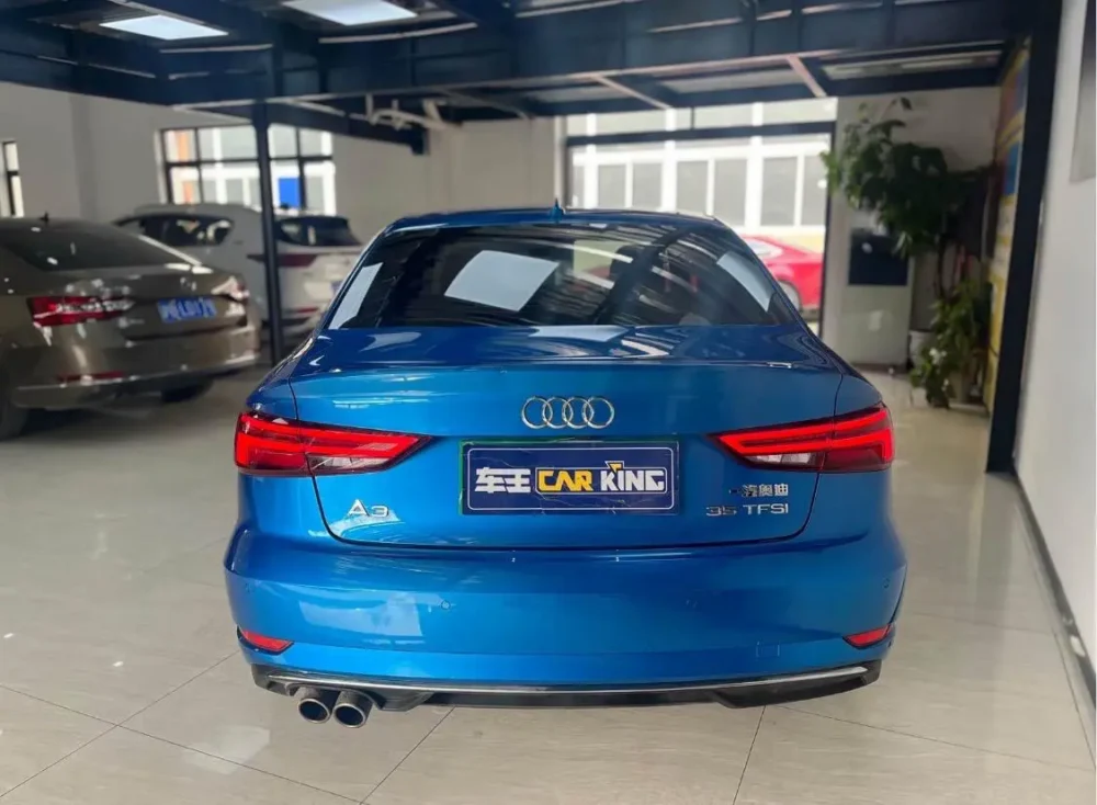 Audi A3 2019 30th Anniversary Limousine 35 TFSI
