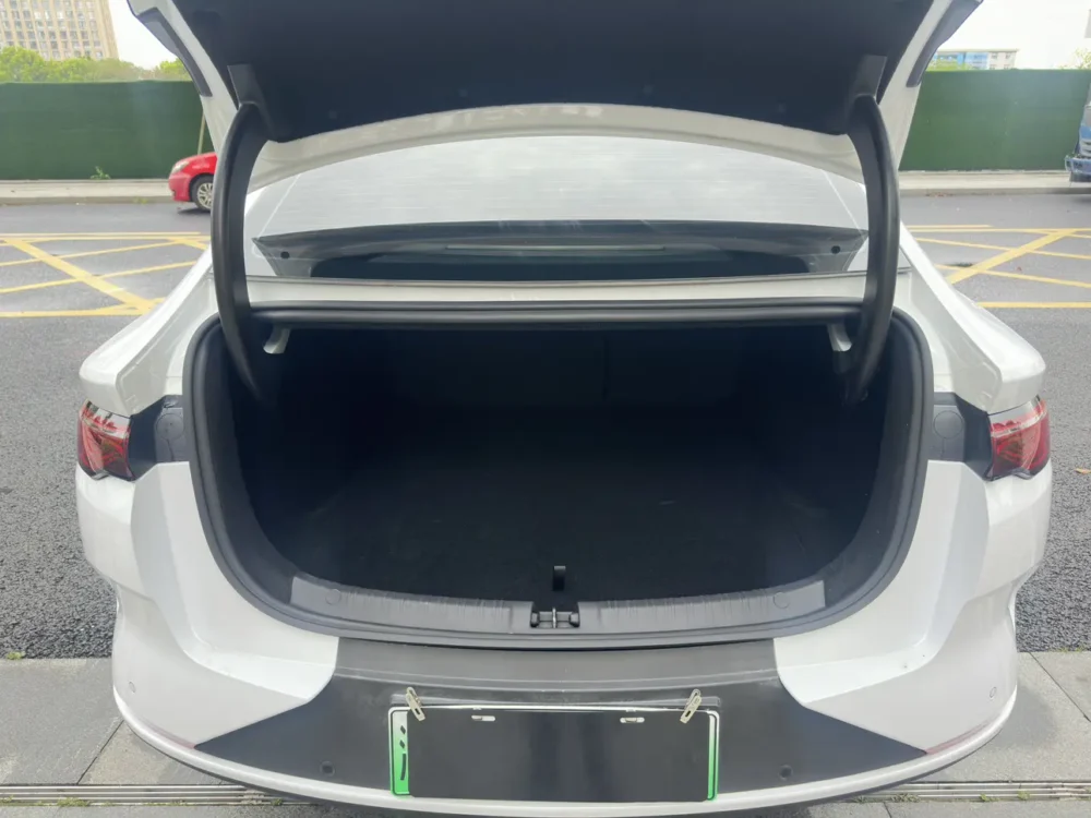 BYD Qin L EV 470km Leading Model 110kw