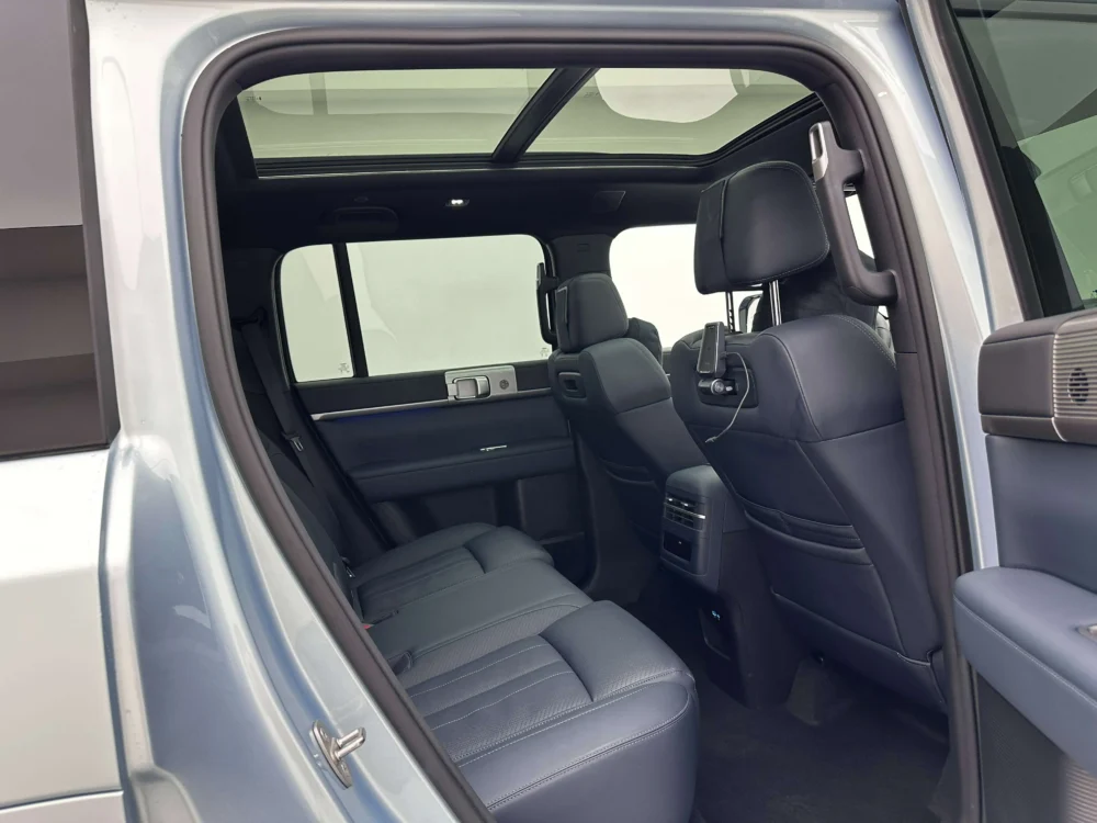BYD Leopard Titanium 7 PHEV 190KM AWD Max Edition