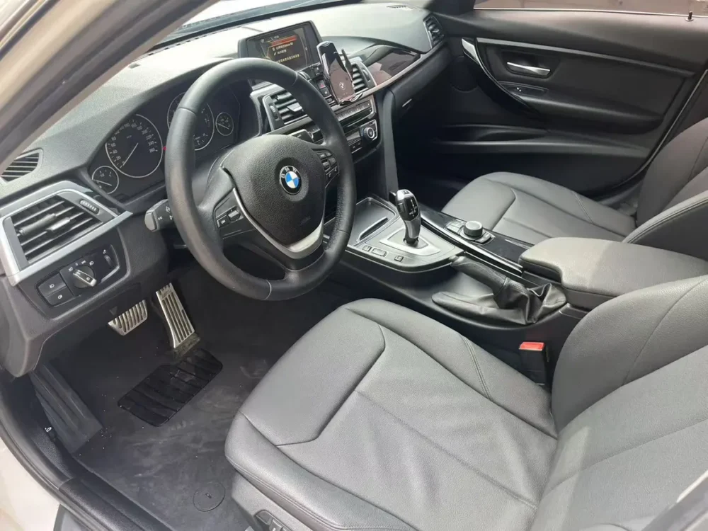 BMW 3 Series 318Li Fashion Edition