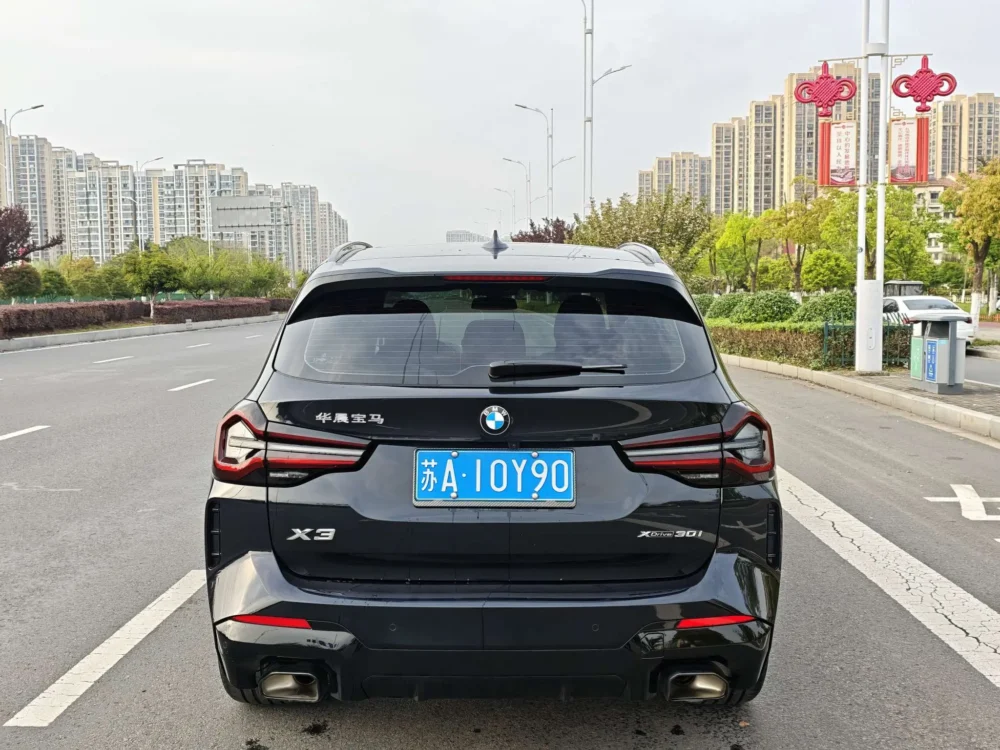 BMW X3 xDrive30i Advanced M Night Package