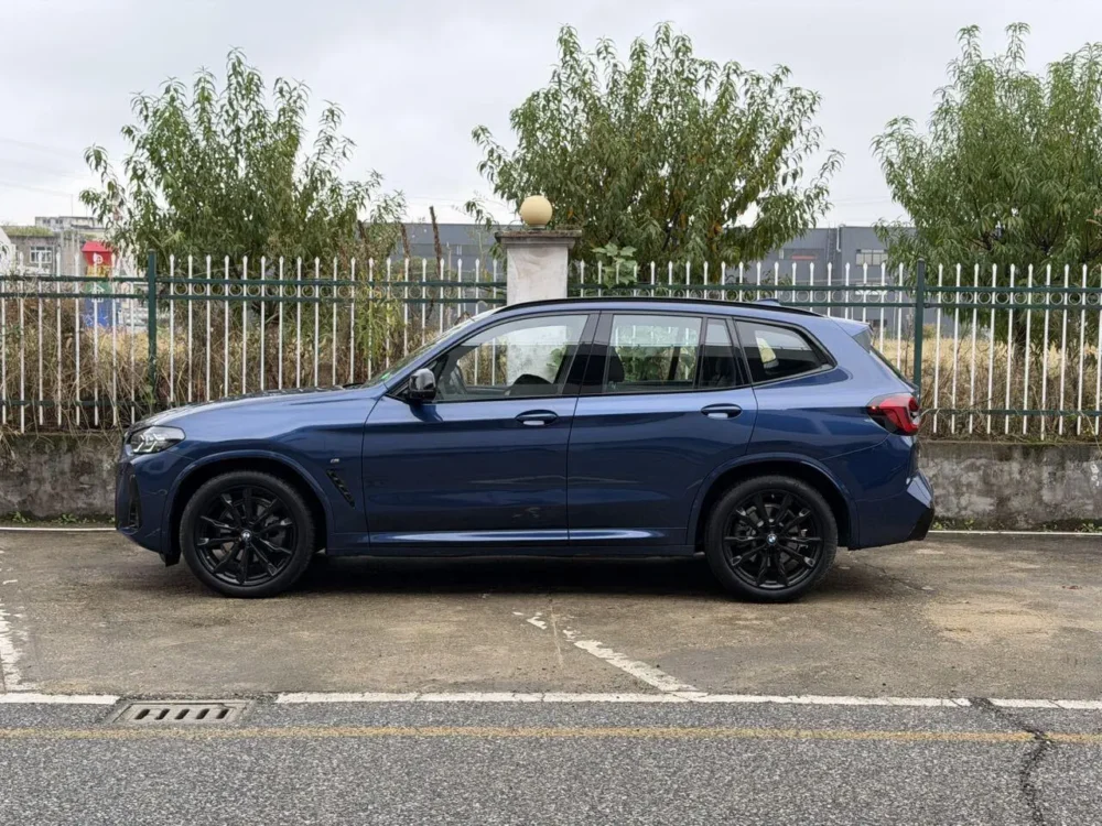 BMW X3 xDrive30i Exclusive M Night Edition