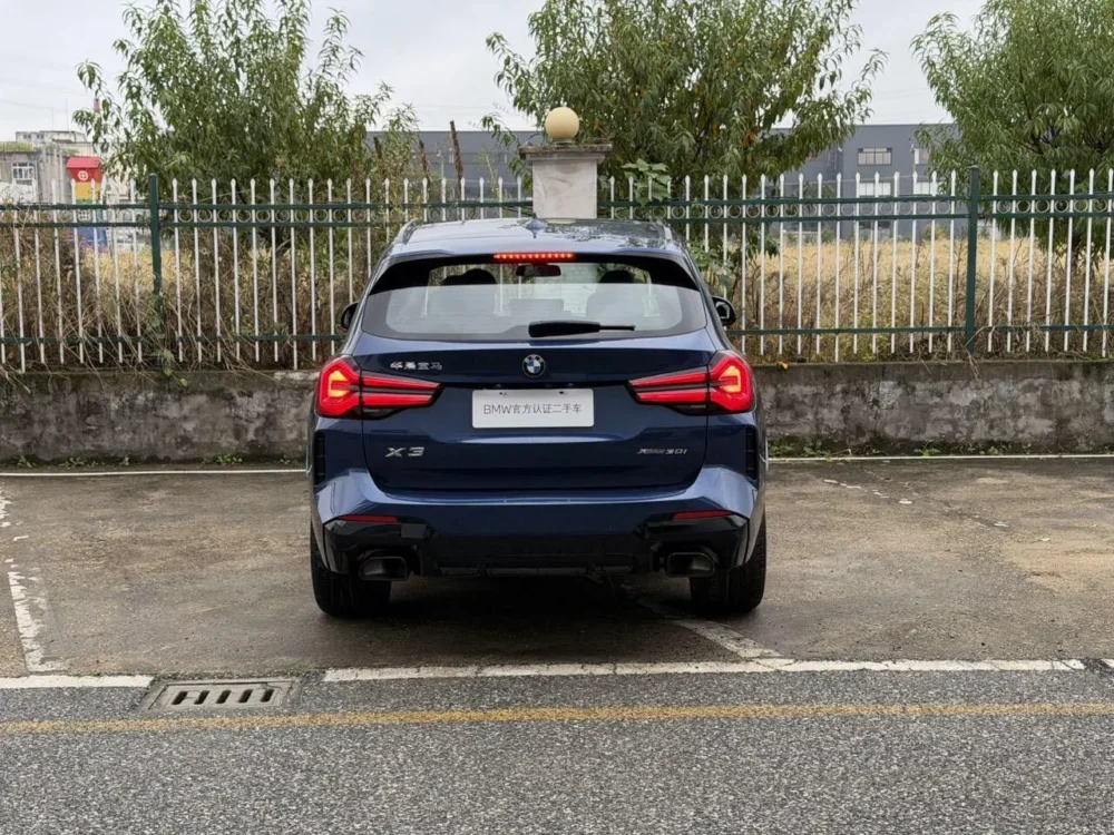BMW X3 xDrive30i Exclusive M Night Edition