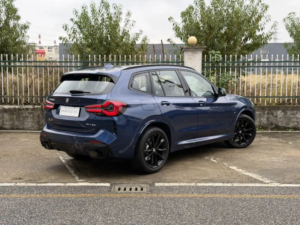 BMW X3 xDrive30i Exclusive M Night Edition