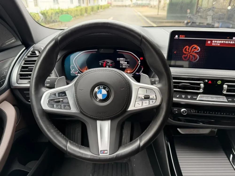 BMW X3 xDrive30i Exclusive M Night Edition