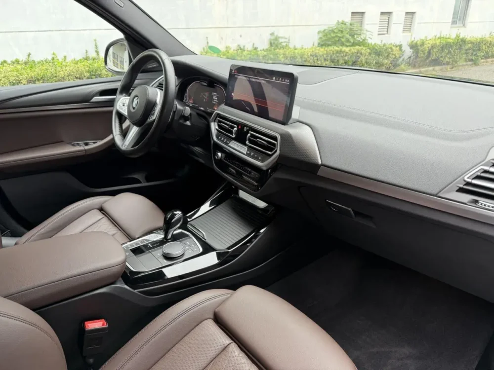 BMW X3 xDrive30i Exclusive M Night Edition